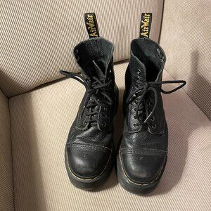 Dr. Martens Sinclair Boots Women EU 38 US 7